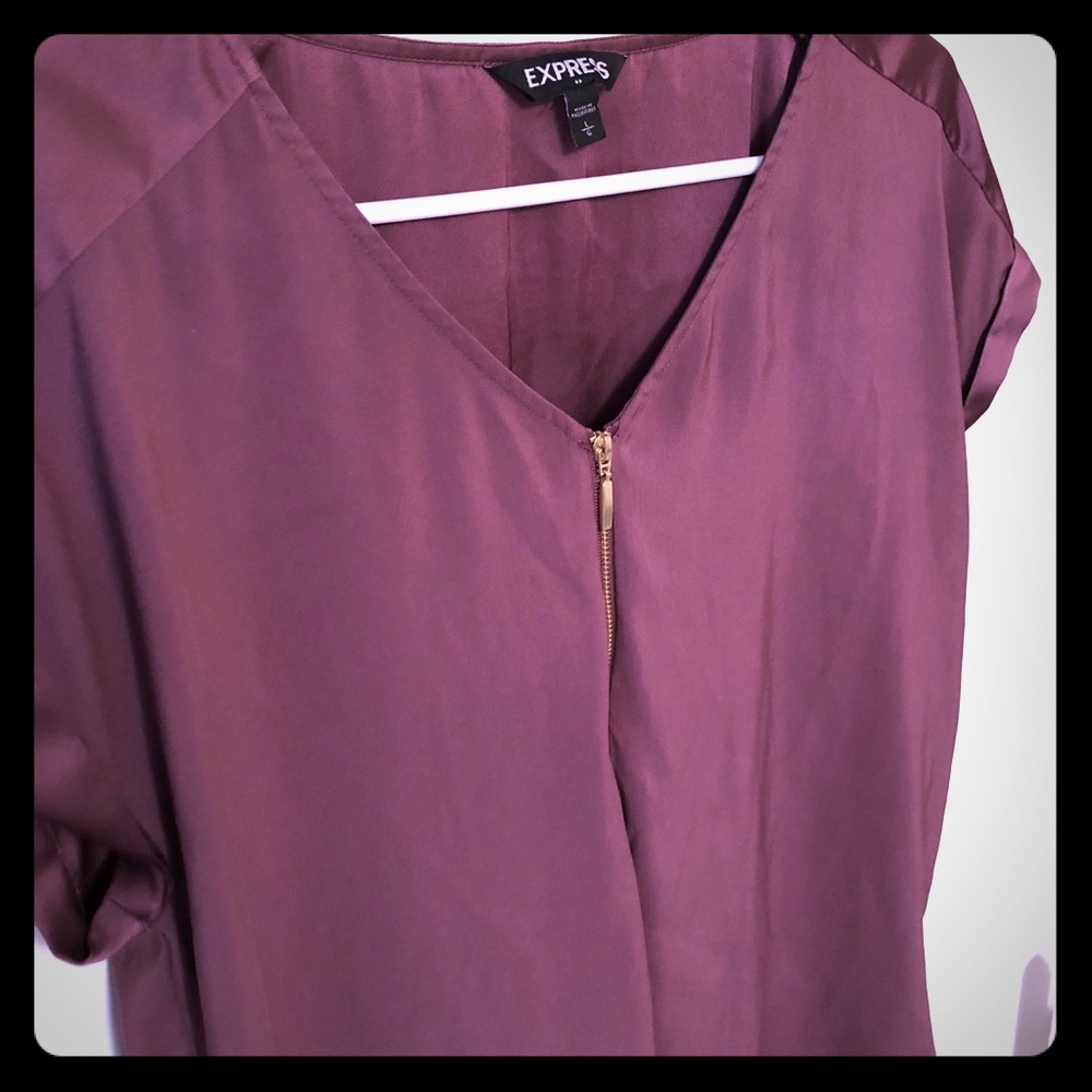 Express zip-front top